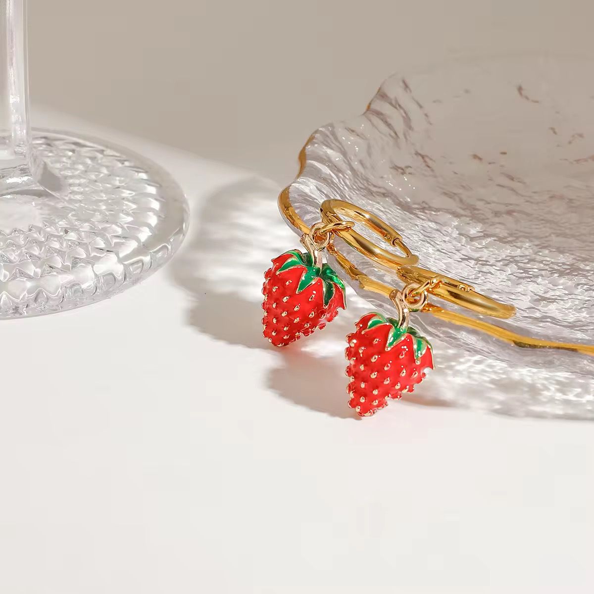 Strawberry Kiss Hoops